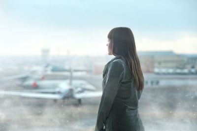 35 Ucapan Safe Flight dalam Bahasa Inggris untuk Pacar dan Teman