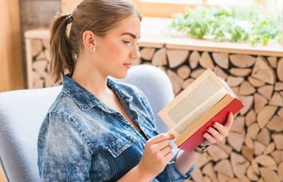 5 Rekomendasi Bacaan Buku Populer di iPusnas