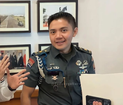 Fakta-fakta Menarik Tentang Mayor Teddy, Ajudan Pak Prabowo yang Jadi Sorotan Publik