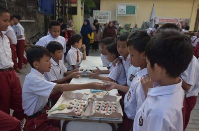 SD Kalijaya 09 Kabupaten Bekasi Gelar Market Day, Latih Siswa Berdagang dan Kelola Keuangan