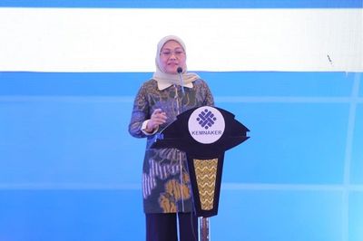 Menaker Dorong Instruktur Tingkatkan Kemampuan untuk Ciptakan Tenaga Kerja Kompeten dan Berdaya Saing