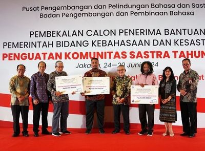 Lanjutkan Program, Kemendibudristek Beri Bantuan Pengembangan ke Komunitas dan Sastrawan
