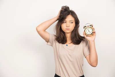 Inilah 3 Zodiak yang Selalu Terlambat, Sering Bikin Kesel!