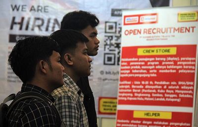 Sempat Diklaim Menurun, Tingkat Pengangguran di Indonesia Ternyata Masih Tertinggi di Asean