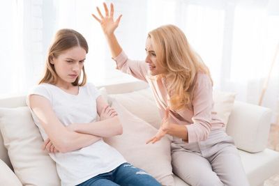 7 Tips Cerdas Menghadapi Orang Toxic: Kendalikan Emosi dan Tetap Fokus pada Diri Sendiri
