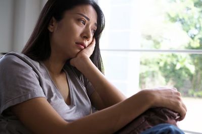6 Cara Membangun Kembali Rasa Percaya Diri Setelah Putus Cinta