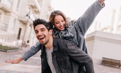 5 Zodiak yang Paling Cocok Jadi Pasangan Sagitarius
