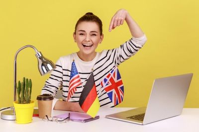 Pakai Aksen Amerika atau British? Ga Terlalu Penting, Yang Penting Berani Bicara Bahasa Inggris