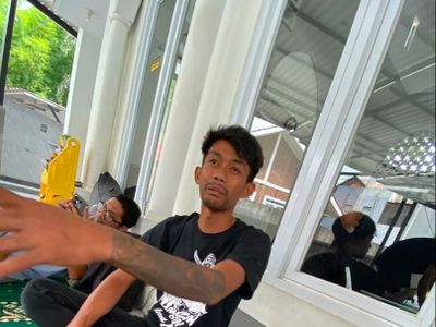 Kisah Seorang Pria yang Tobat dari Maksiat, Belajar Untuk Menjadi Taat