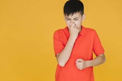 Ngeluh Cium Bau Busuk 2 Tahun Terakhir: Gak Nyangka, Benda Ini Nyangkut di Hidungnya!