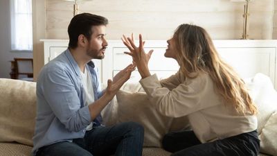 Cara Menghadapi Playing Victim Supaya Tidak Terseret Drama Orang Lain