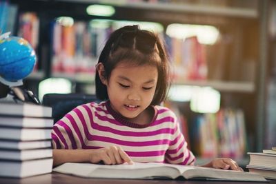 9 Kebiasaan Pagi yang Membantu Anak Tetap Fokus di Sekolah: Orang Tua Wajib Tahu!