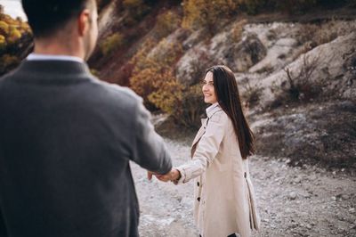 4 Zodiak yang Diramalkan Beruntung dalam Cinta di Tahun 2025