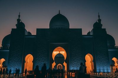 4 Doa Malam Lailatul Qadar buat Ampunan dan Kasih Sayang Allah!