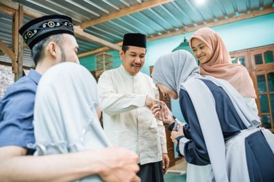 Mempererat Tali Silaturahmi: Pentingnya Menjaga Hubungan Baik dengan Tetangga di Bulan Ramadhan!