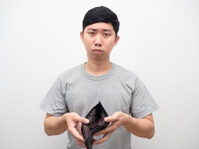 7 Zodiak yang Paling Sering Mengalami Kesulitan Keuangan