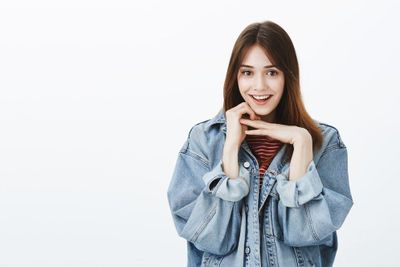 5 Zodiak Ini Paling Sering Jadi 'Orang Ketiga' di Hubungan Sepasang Kekasih