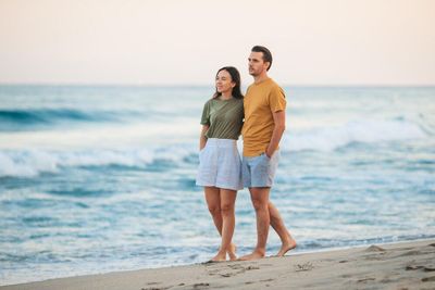 4 Zodiak yang Diprediksi Menemukan Jodoh di Tempat Tak Terduga