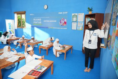 Aksi Nyata PNM Wujudkan Pendidikan Berkualitas melalui Program Ruang Pintar