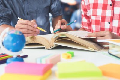 105 Caption Hari Pendidikan Nasional Bahasa Inggris dan Artinya