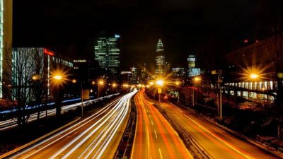 50 Ide Caption City Light Keren untuk Instagram, Cocok untuk Foto Malam