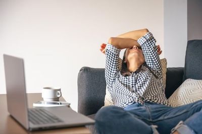 Sering Ngerasa Buntu Saat Menulis? Ini Tips Atasi Writer s Block