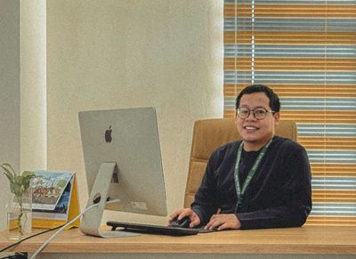 Kisah Ansori, Anak Petani Jadi CEO Perusahaan Travel Umrah, Bukti Mimpi Besar Bisa Diraih Siapa Saja