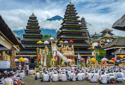 Fakta Unik Upacara Odalan yang akan Dijalani Penyanyi Mahalini