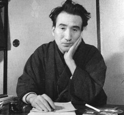 Kisah Hidup Osamu Dazai: Dari Kesepian Masa Kecil hingga Bunuh Diri Tragis