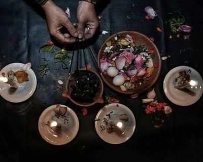 Cerita Istri Dosen di Yogyakarta Disantet, Sebut Ada Paku dan Potongan Seng Keluar dari Tubuhnya
