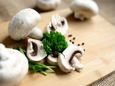 Apa Itu Superfood? Mengurai Fakta dan Mitos tentang Makanan Super