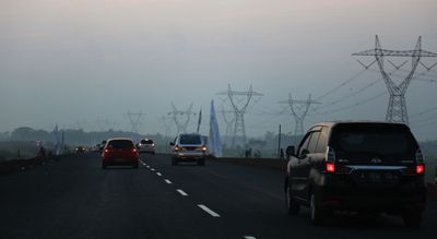 5 Jalan Tol Paling Angker di Indonesia yang Menyimpan Cerita Mistis