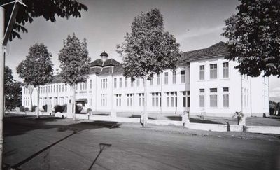 Mengenal HBS, Sekolah Kolonial yang Membentuk Pemimpin Bangsa