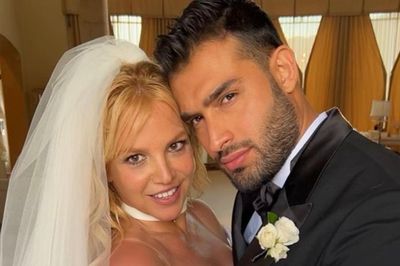Britney Spears dan Sam Asghari Pisah setelah 1 Tahun Menikah Diduga karena Perselingkuhan