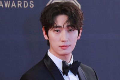 Aktor Yoon Park Menikah dengan Model Kim Soobin Hari Ini