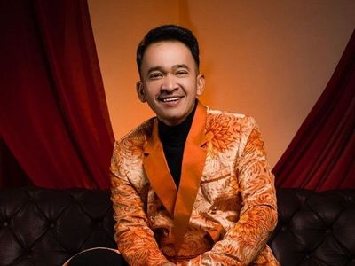 Meriahkan Puncak Kampanye Shopee 9.9, Ruben Onsu Pecah Rekor dengan Raup Omzet 16 Miliar Rupiah di Shopee Live