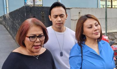 Inara Rusli Salam dan Peluk Ibunda Virgoun, Eva Manurung Beri Komentar Menohok