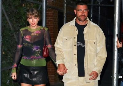 Taylor Swift dan Travis Kelce Umbar Kemesraan di Depan Umum, Go Public Pacaran?
