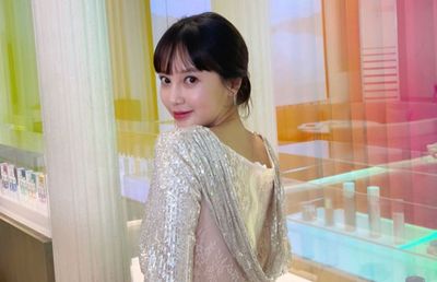 Mantan Idol Generasi Pertama, Ayumi Umumkan Tengah Hamil Anak Pertama