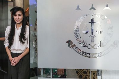 Viral Sandra Dewi Disebut Sudah Berstatus Tersangka, Begini Faktanya