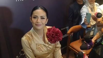 Kris Dayanti Rambah Dunia Bisnis Kecantikan, Perkenalkan Bulu Mata Palsu
