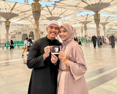 Kaesang dan Erina Gudono Umumkan Kehamilan Anak Pertama saat Umrah: Hadiah yang Kami Nanti-nantikan