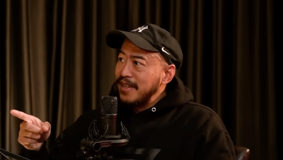 Pandji Pragiwaksono Dibela Netizen Usai Hadapi Debat Dengan Host Total Politik