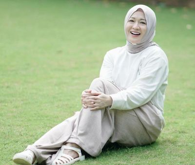 Usai Curhat di Medsos, Okie Agustina Klarifikasi Tak Punya Cicilan Apapun
