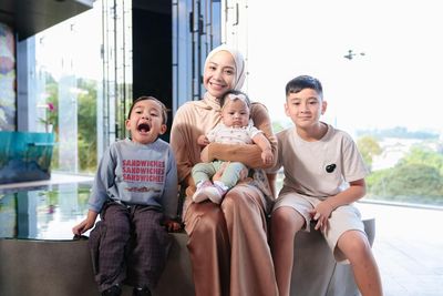 Rafathar Keceplosan Sebut Nagita Slavina Hamil, Benarkah?