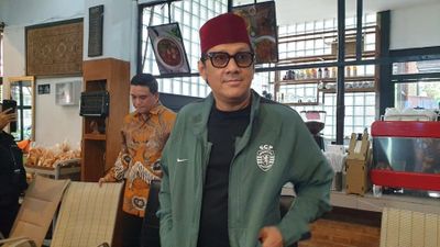 Gambar di Instagram Dikaitkan dengan Perceraian, Ini Penjelasan Andre Taulany