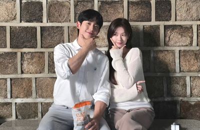 Jung Hae In Bawa Keluarga saat Pergi ke Bali dengan Jung So Min, Netizen: Siap-siap Kapal Mau Berlayar