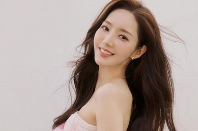 Park Min Young Akhiri Kontrak dengan Hook Entertainment setelah 3 Tahun