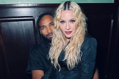 Madonna Dirumorkan Tunangan dengan Ahlamalik, Pria yang 38 Tahun Lebih Muda