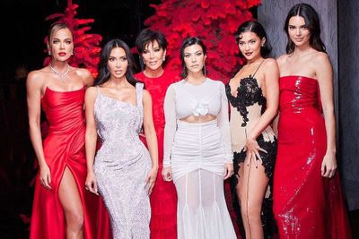 Keluarga Kardashian Kembali Dihujani Kritik Setelah Komentari Kebakaran di LA